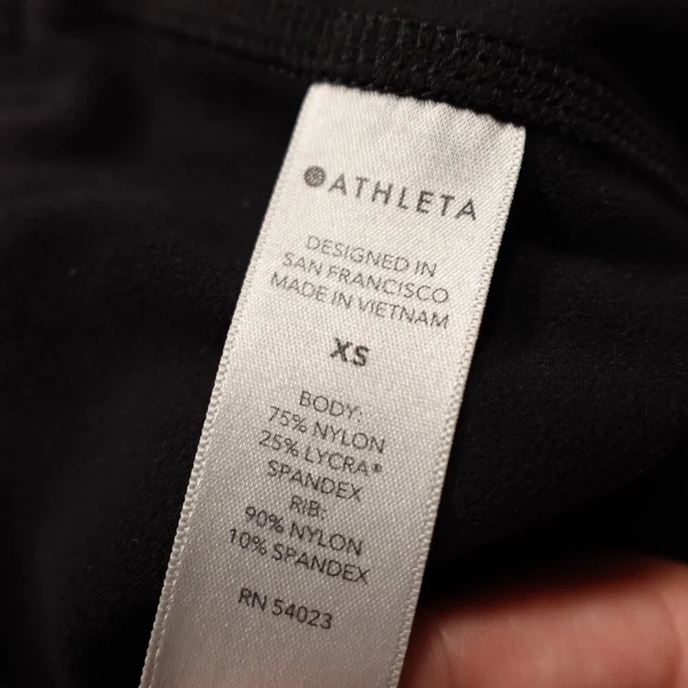 Athleta Studio Flare Pant Women’s XS‎ Black Yoga Athletic 33” Inseam